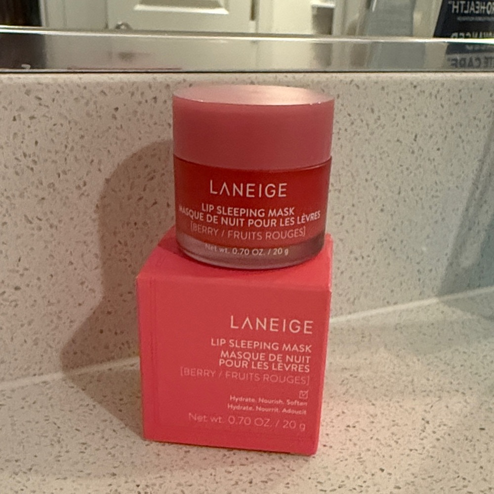 LANEIGE Lip Sleeping Mask in Berry Red